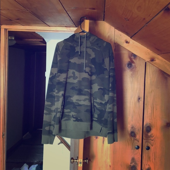 Express Other - Men’s camo Express hoody 🔥🔥🔥